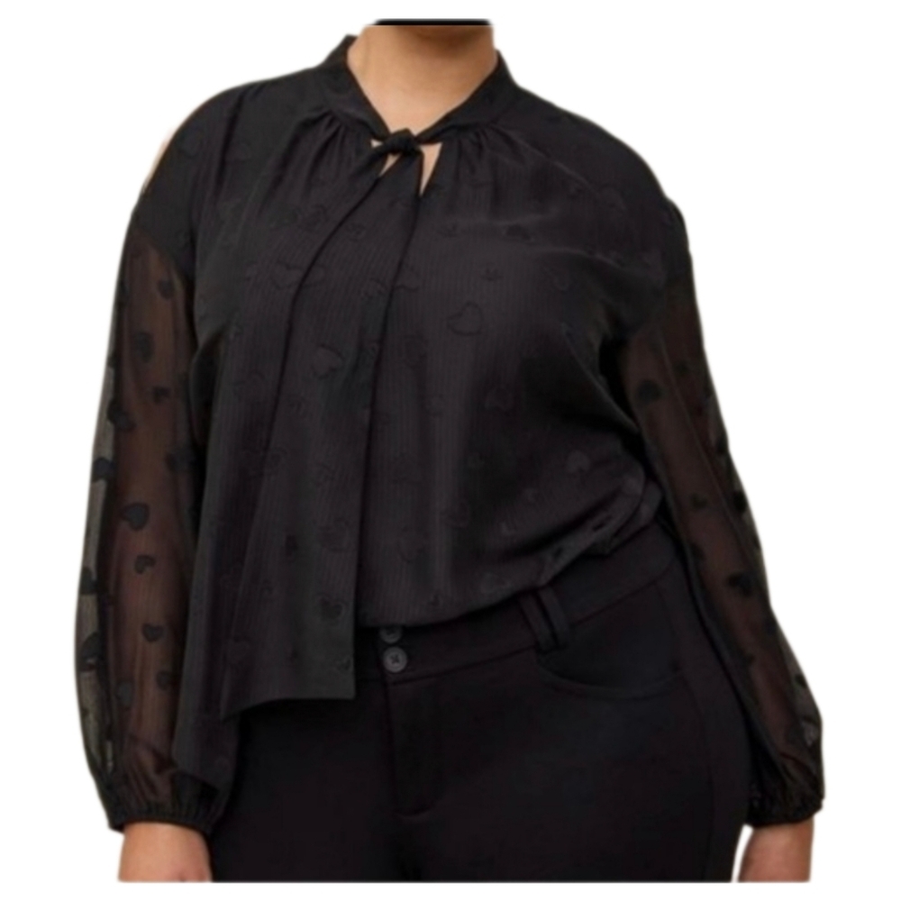 Torrid Blouse, Black Heart, tie front Cold Shoulder Long Sleeve Shirt, size 1X